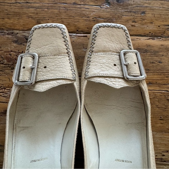 Prada ivory loafer kitten heel size 6 - Picture 4 of 5